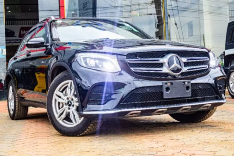 Mercedes-Benz GLC 220   - 2018