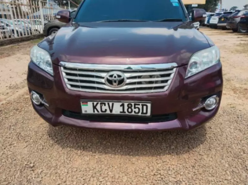Toyota Vanguard    - 2012