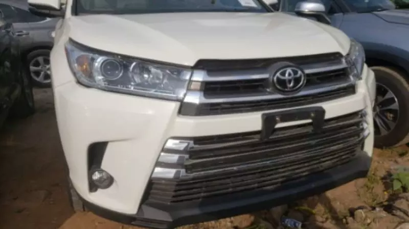 Toyota Highlander - 2015