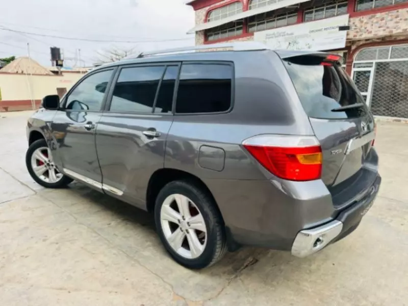 Toyota Highlander   - 2008