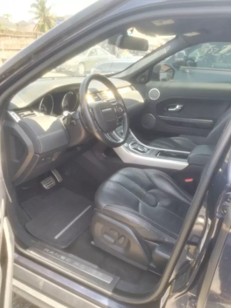 Land Rover Range Rover Evoque   - 2015