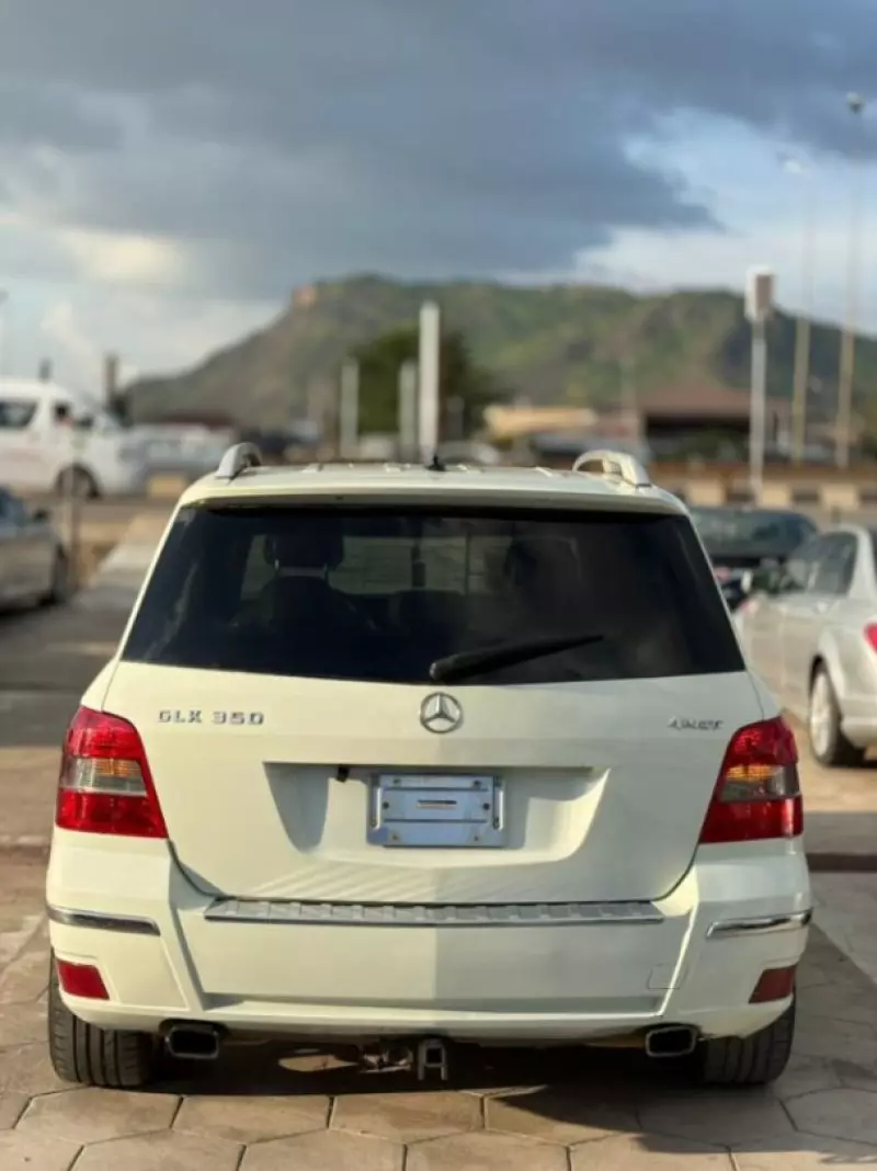 Mercedes-Benz GLK 350 - 2010