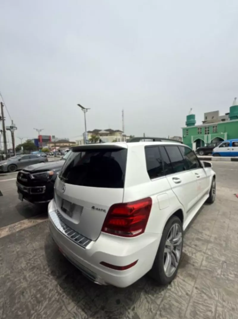Mercedes-Benz GLK 350 - 2014