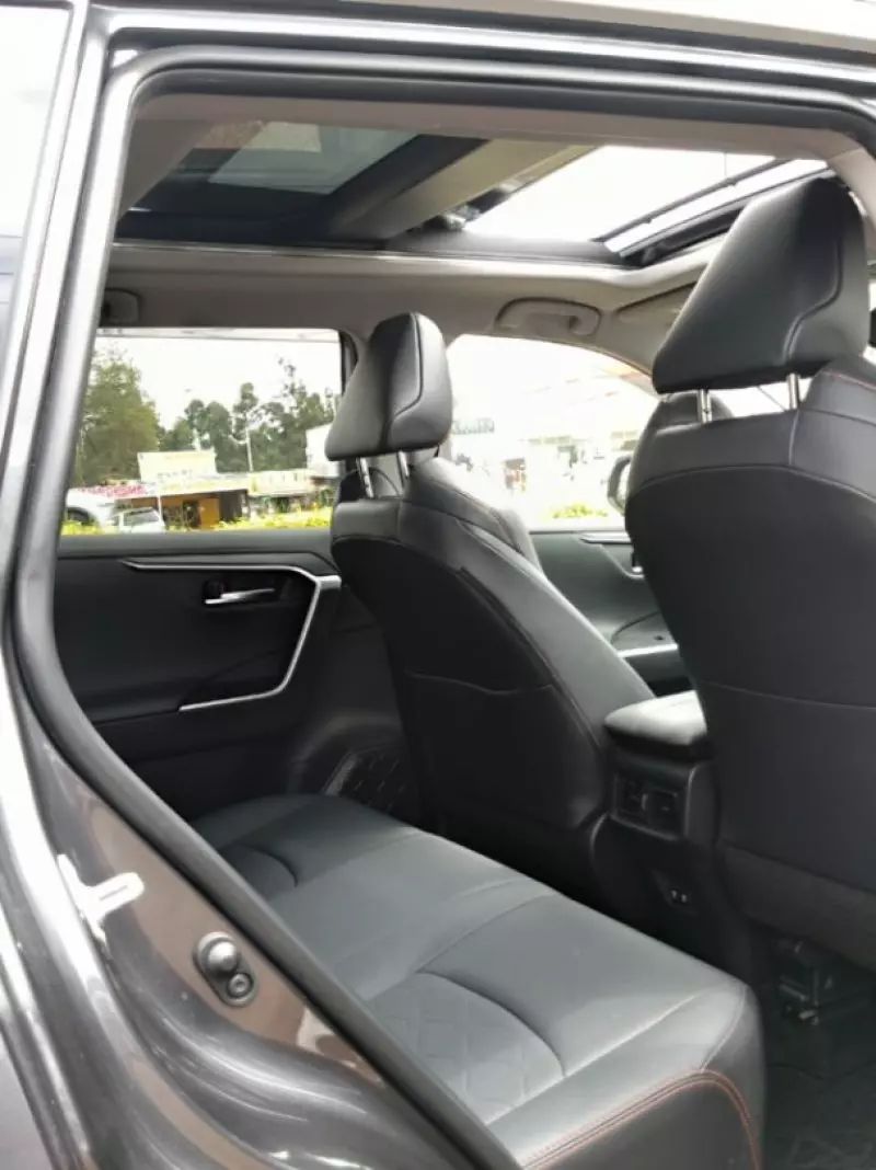 Toyota RAV4   - 2019