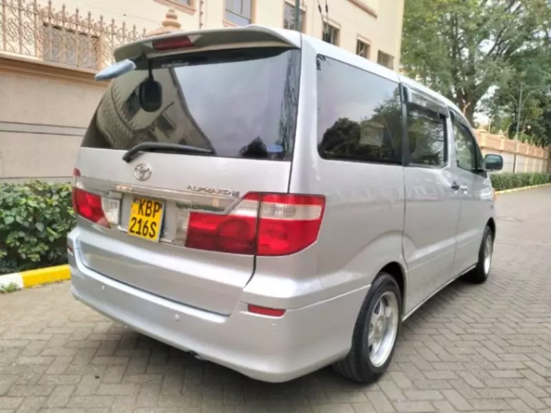 Toyota Alphard   - 2006