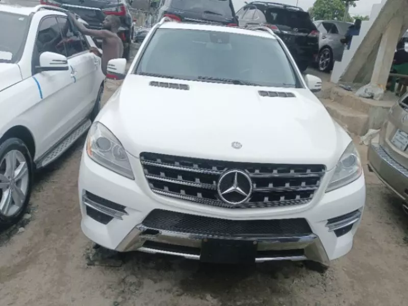 Mercedes-Benz ML 350   - 2014