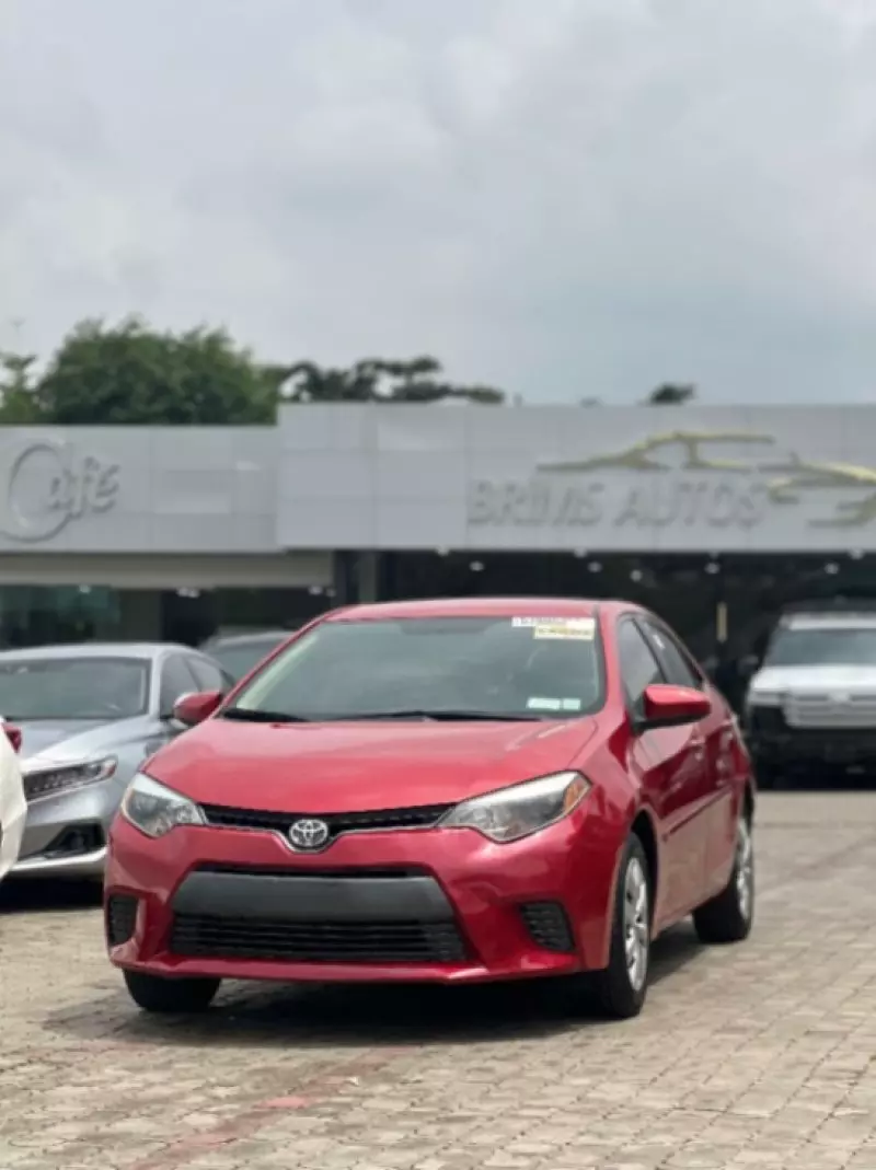Toyota Corolla   - 2015