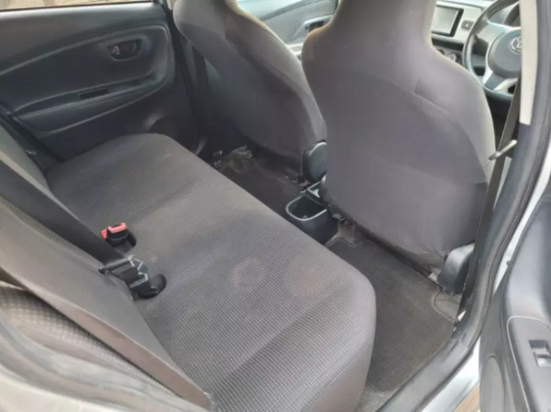Toyota Vitz   - 2014