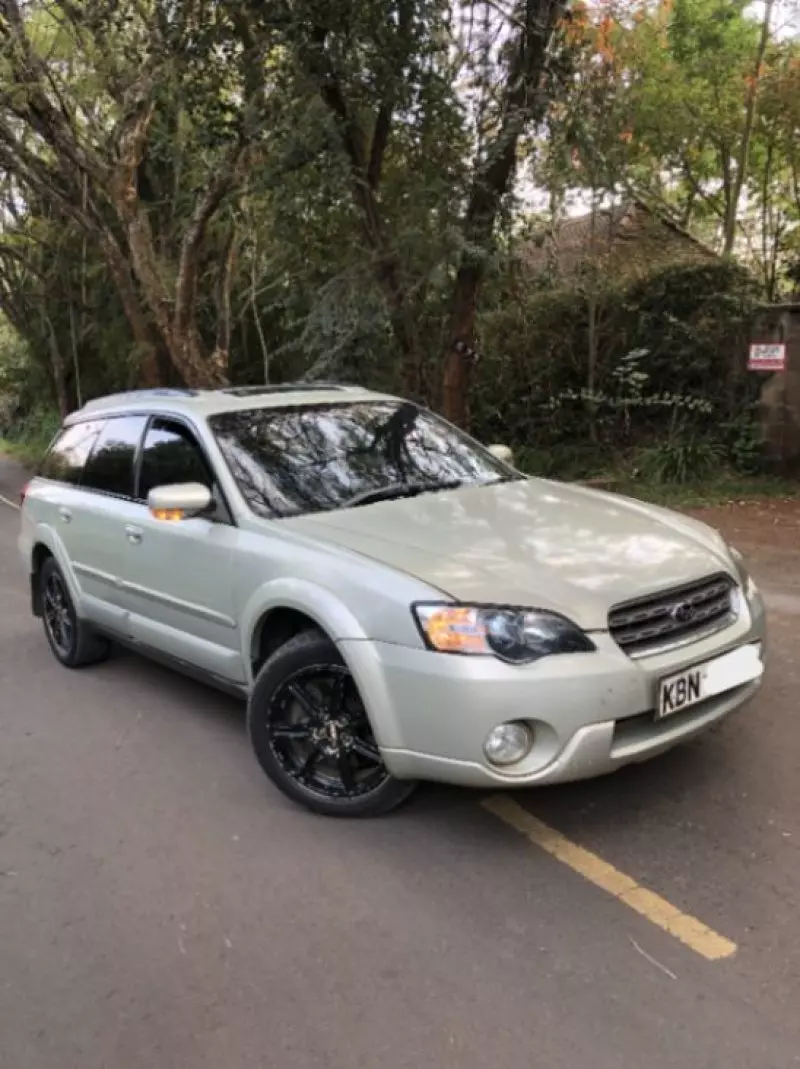 Subaru Outback   - 2003