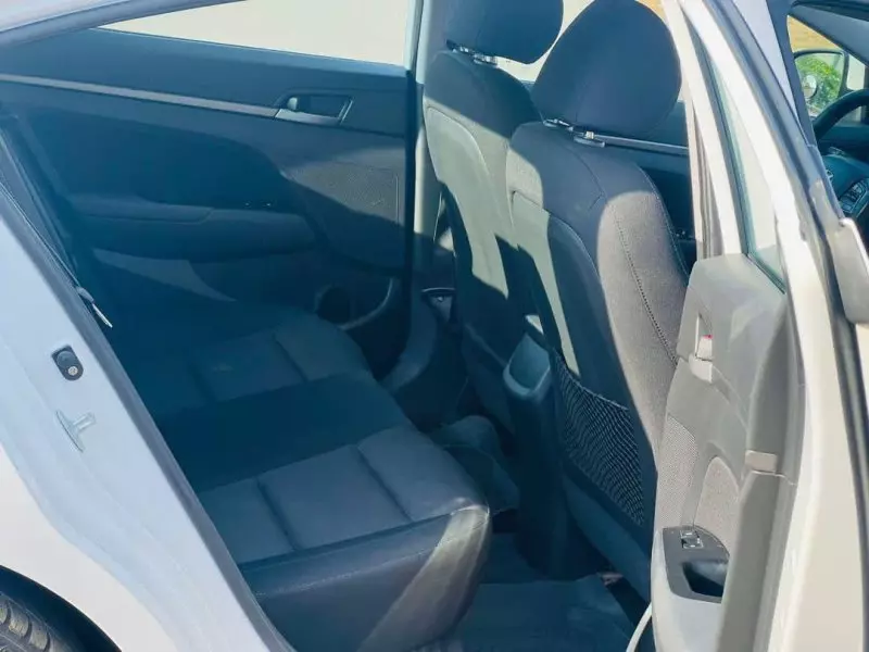Hyundai Elantra   - 2017
