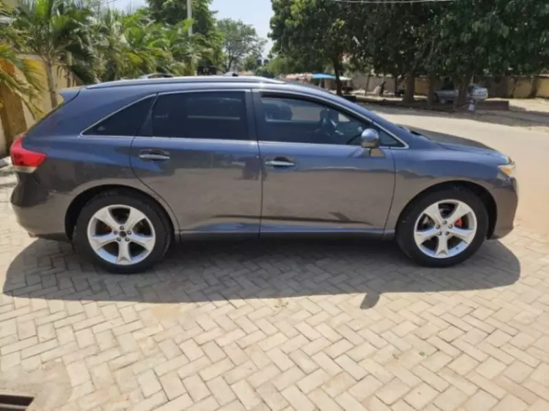 Toyota Venza - 2010