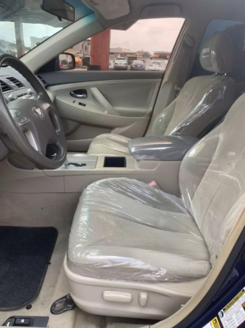 Toyota Camry   - 2007
