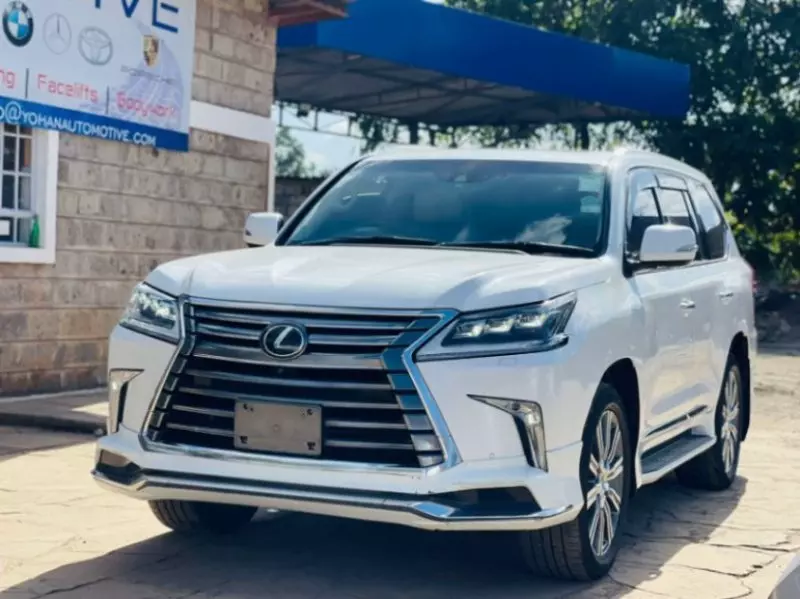 Lexus LX 570   - 2015