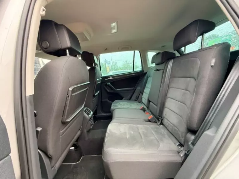 Volkswagen Tiguan   - 2014