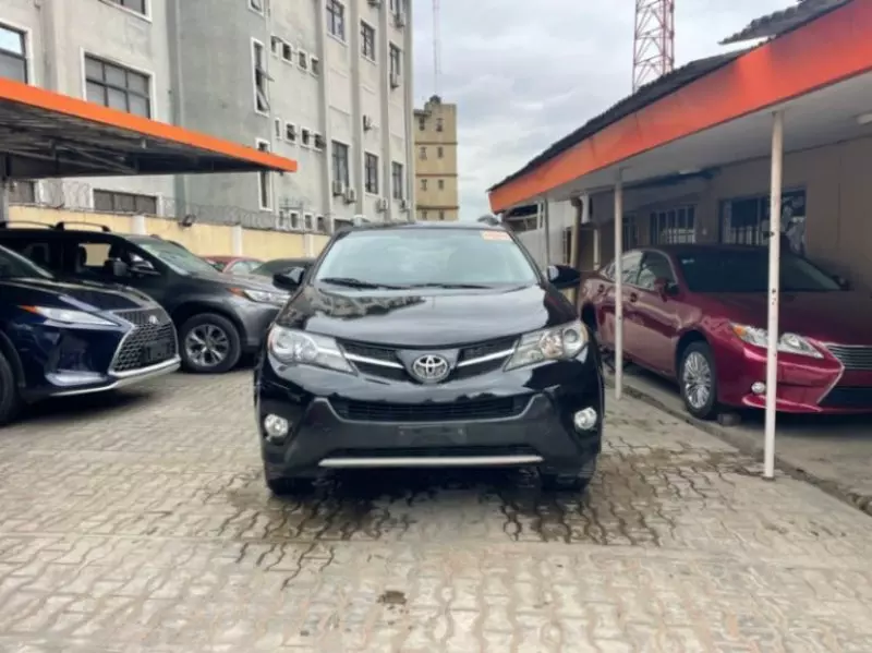 Toyota RAV 4   - 2014