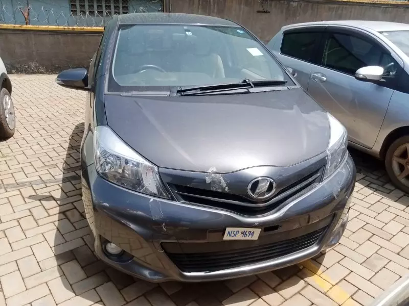 Toyota Vitz   - 2014