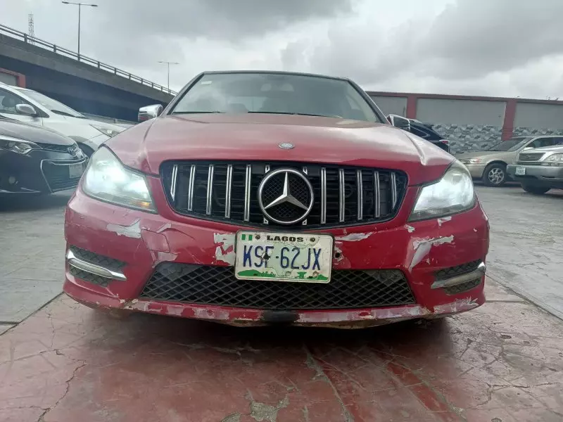 Mercedes-Benz C-class   - 2013