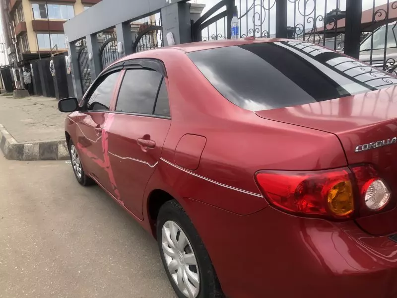 Toyota Corolla   - 2010