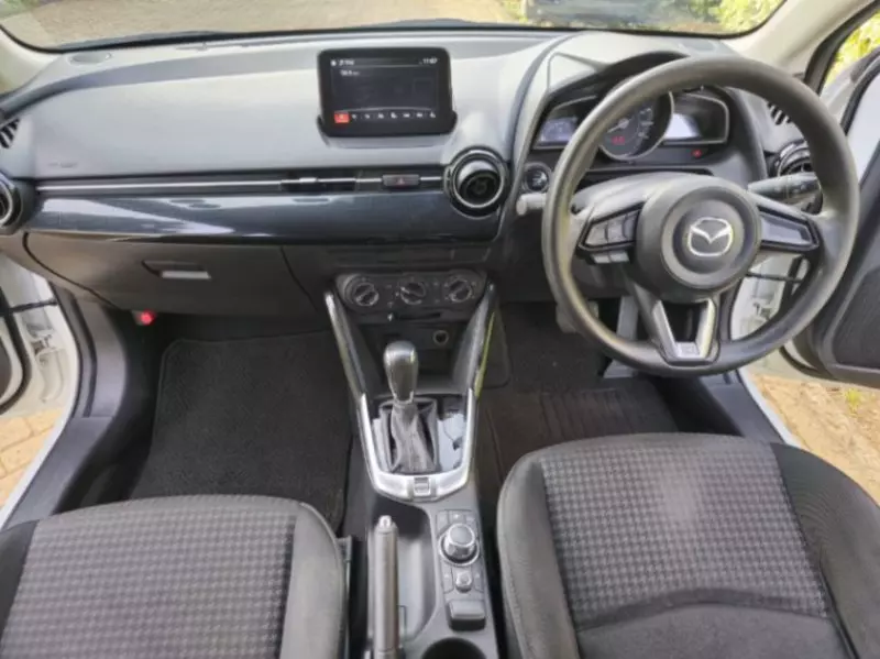 Mazda Demio   - 2017
