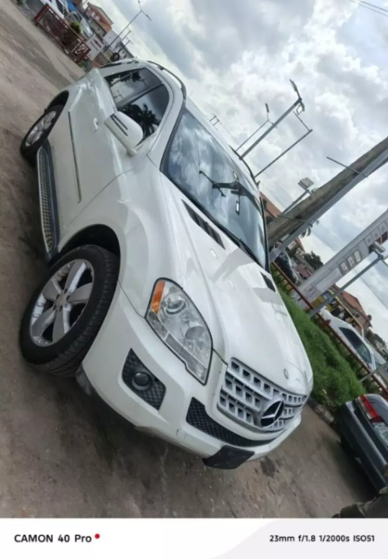 Mercedes-Benz ML 350   - 2010