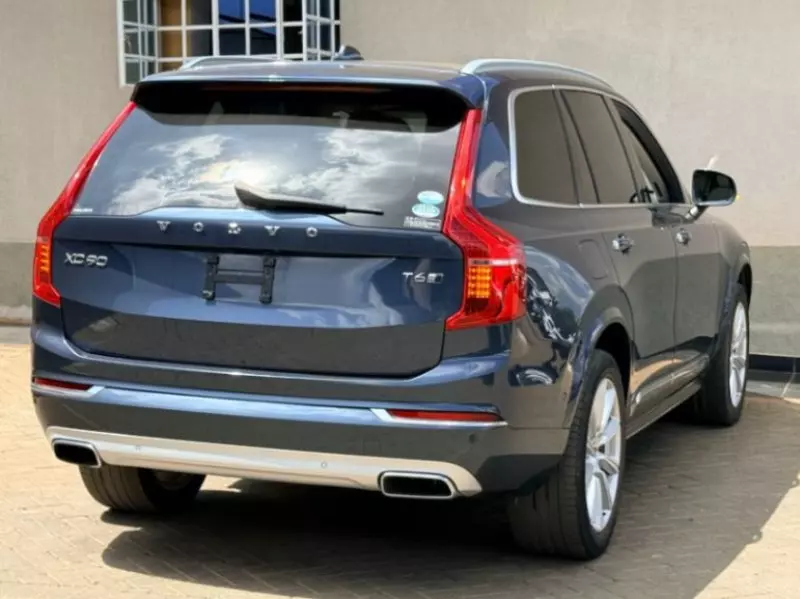 Volvo XC90