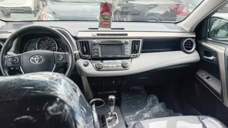 Toyota RAV 4   - 2013