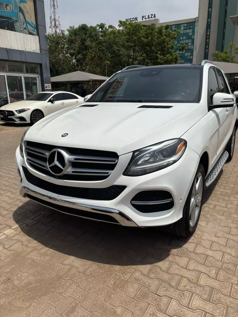 Mercedes-Benz GLE 350   - 2016