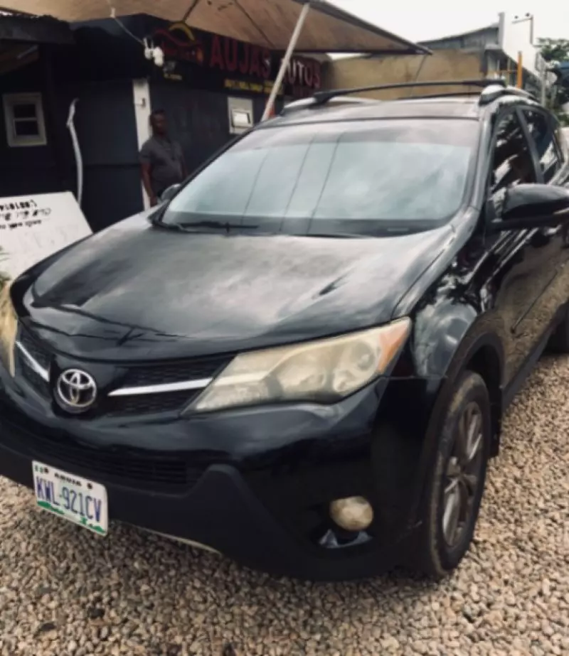 Toyota RAV4   - 2013