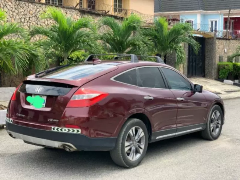 Honda Crosstour   - 2013