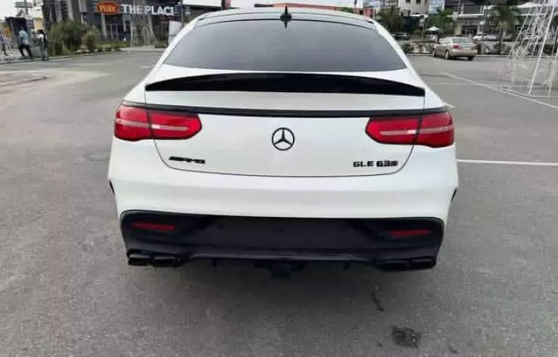 Mercedes-Benz GLE 63 AMG   - 2016
