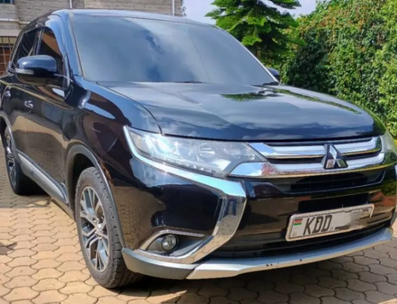 Mitsubishi OUTLANDER   - 2016