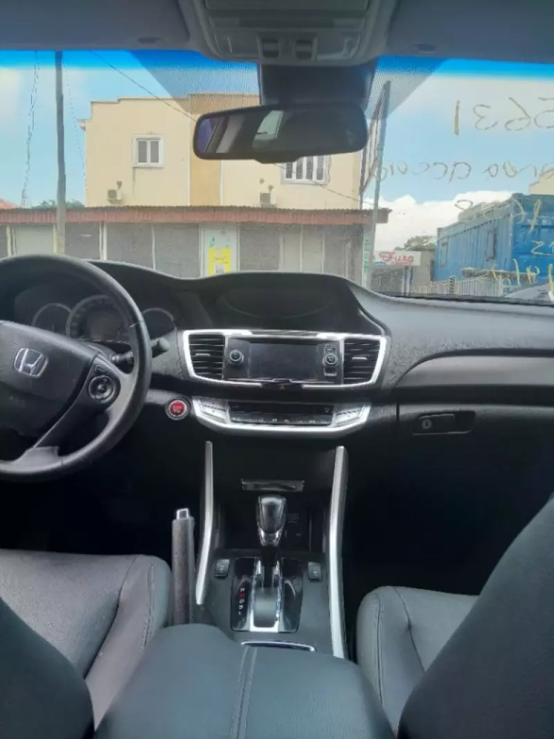 Honda Accord   - 2013