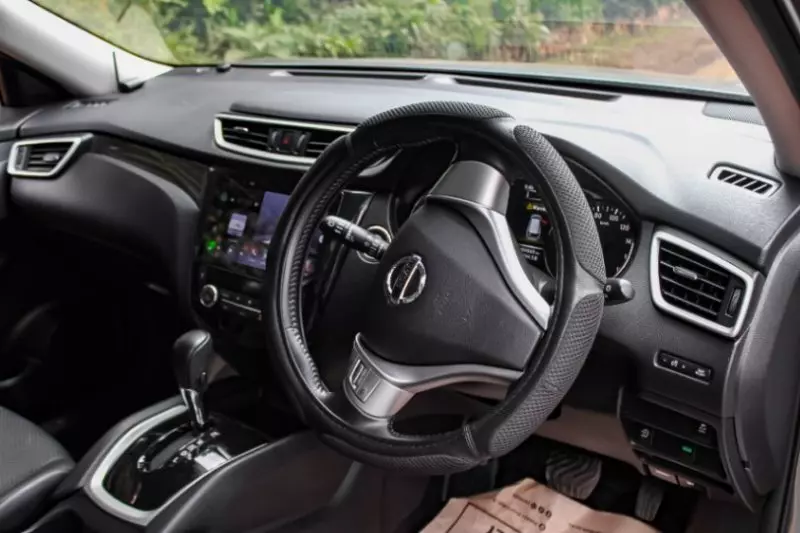 Nissan X-Trail   - 2016