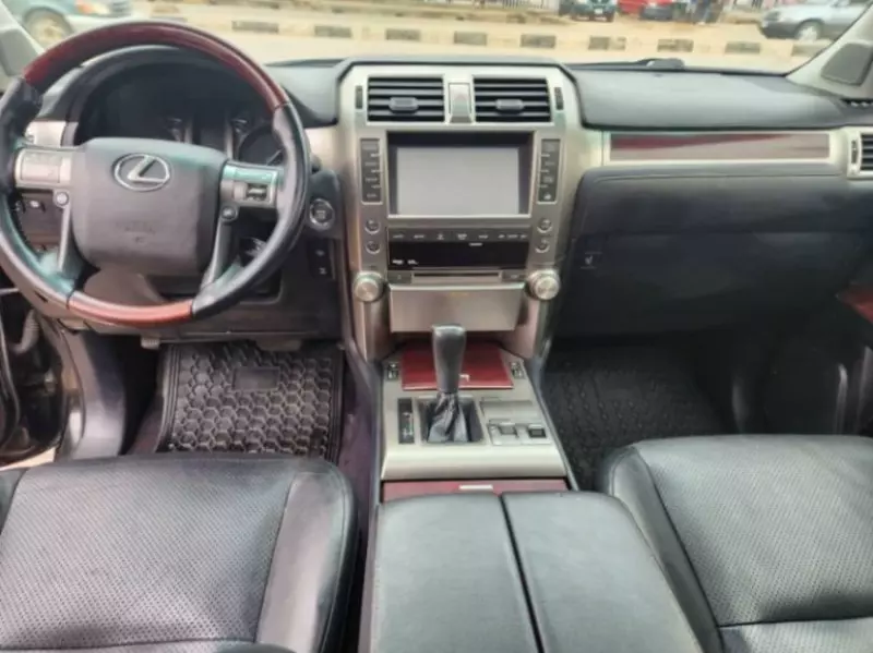 Lexus GX 460   - 2012