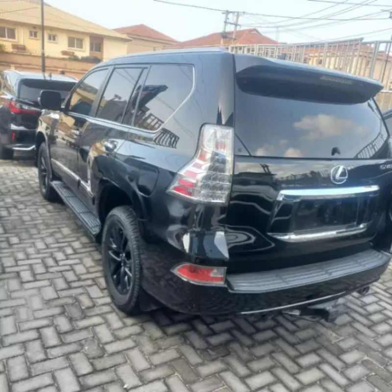 Lexus GX 460   - 2014