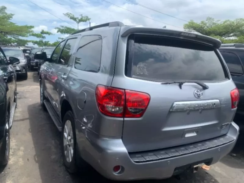 Toyota Sequoia   - 2013