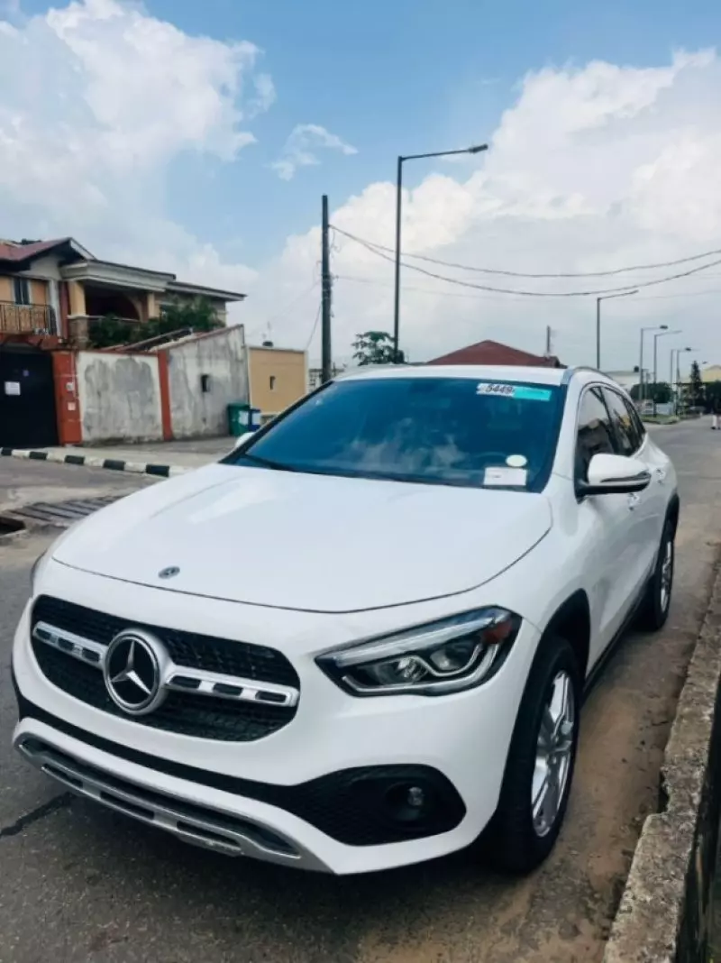 Mercedes-Benz GLA 250