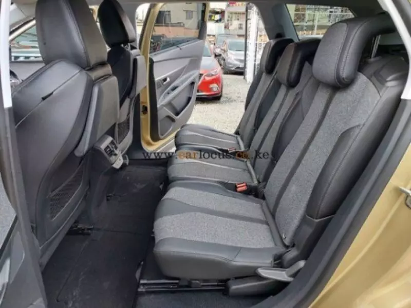Peugeot 5008   - 2018