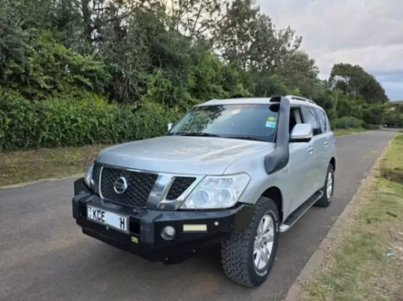 Nissan Patrol   - 2015