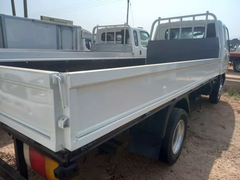 Hyundai Mighty   - 2002