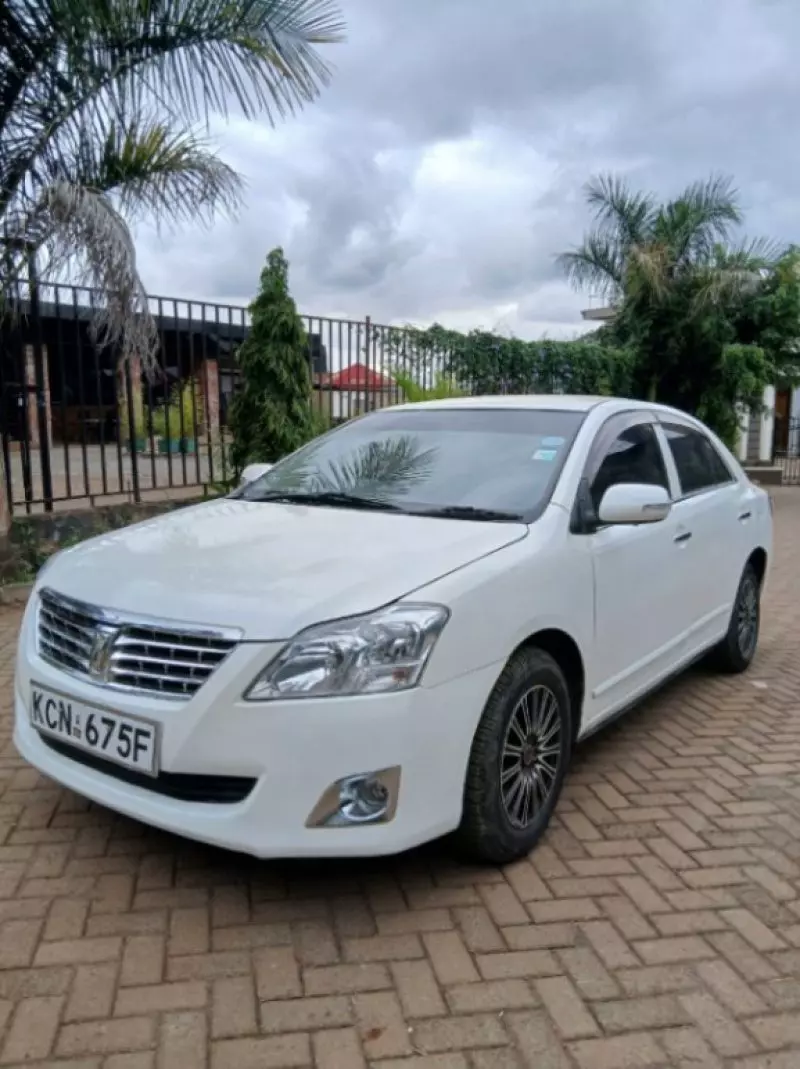 Toyota Allion    - 2011