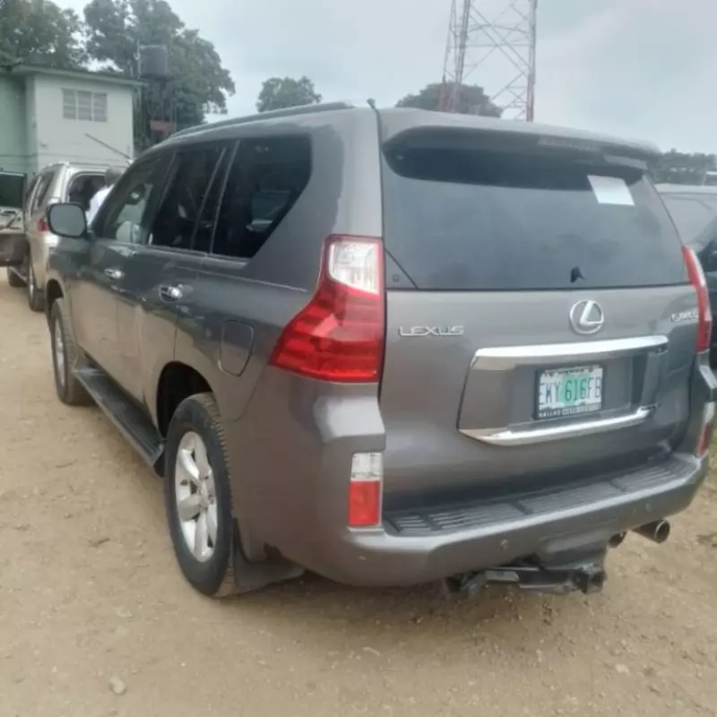 Lexus GX 460   - 2010