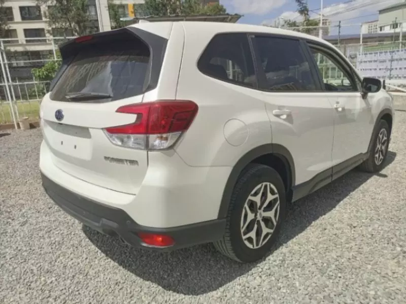 Subaru Forester   - 2018