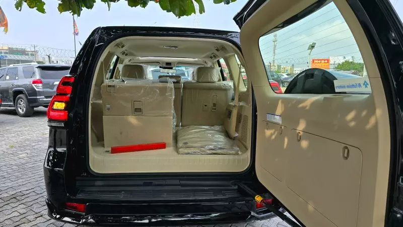 Toyota Prado   - 2023