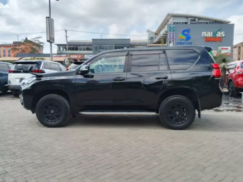 Toyota Landcruiser Prado   - 2018