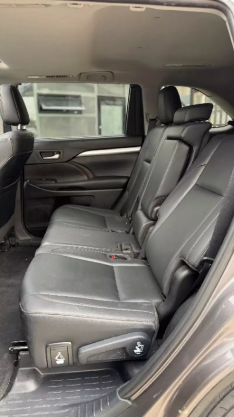 Toyota Highlander - 2019