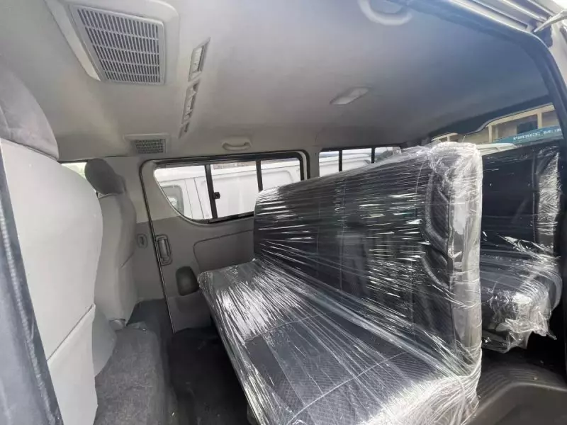 Toyota Hiace   - 2015