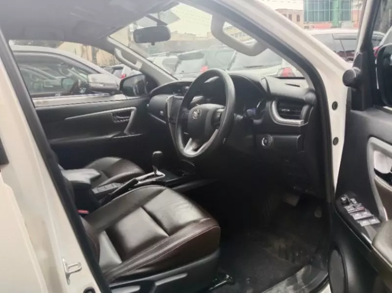 Toyota Fortuner   - 2019