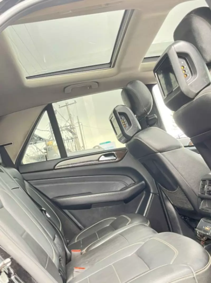 Mercedes-Benz ML 350   - 2012