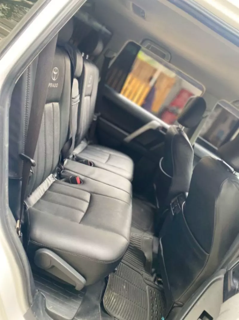 Toyota Landcruiser Prado   - 2017